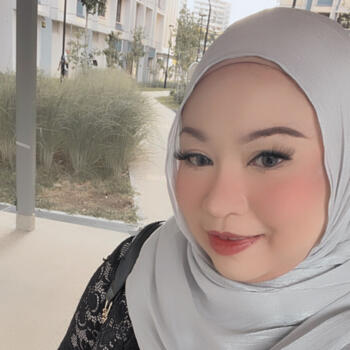 家长 Singapore Island: Nur Shahidah