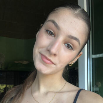 Babysitter in Merlebach: Kelyssa