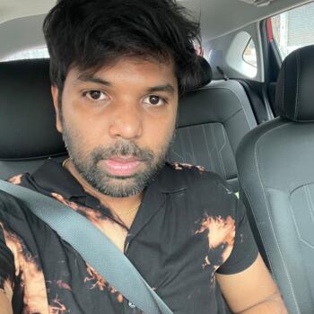 Δουλειά για babysitter στην περιοχή Μπανγκαλόρ: δουλειά φύλαξης παιδιών Dora Babu