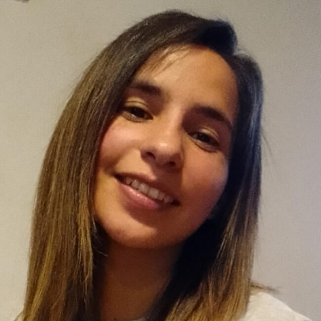 Babysitter in Córdoba: Zahira Funes 