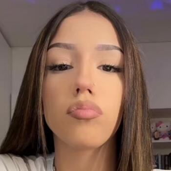 Babysitter in Maribor: Nina