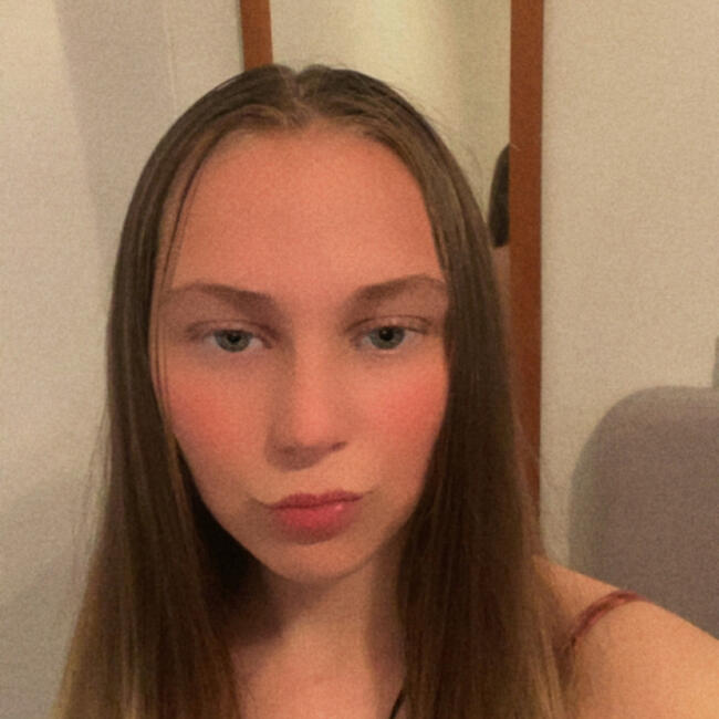 Babysitter in Foxton Beach: Alazay