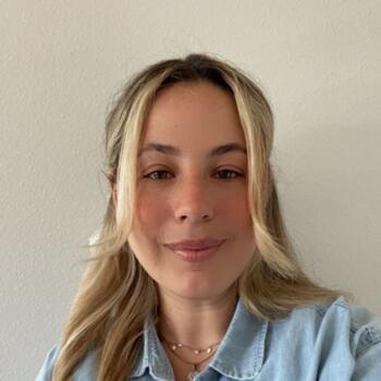 Nanny in Huntington Beach: Valentina