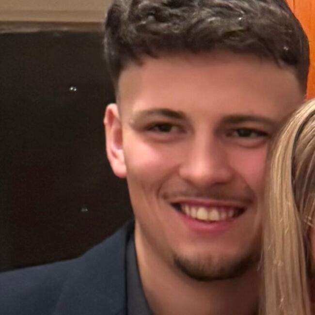 Bébiszitter Dunakeszi területén: Ágoston