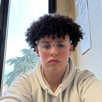 Babysitter in Chelles: Yacine