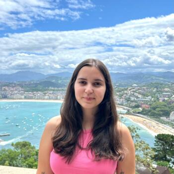 Babysitter em Odivelas: Ines