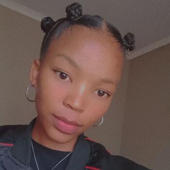 Babysitter in Johannesburg: Rebecca