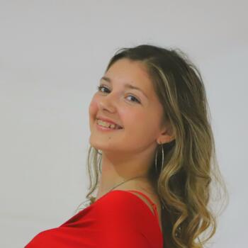 Babysitter in Montigny-le-Bretonneux: Lilie