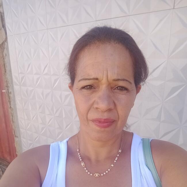 Babá em Montes Claros: Marli