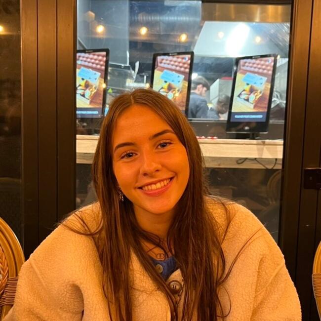 Babysitter in Rezé: Agathe