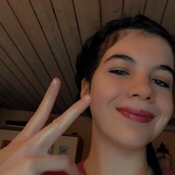 Babysitter a Moiry: Laura