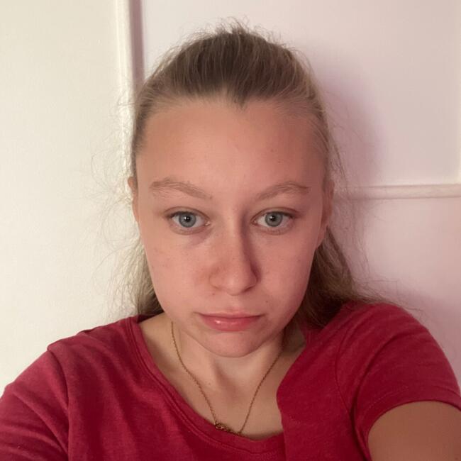 Babysitter in Reims: Ambre