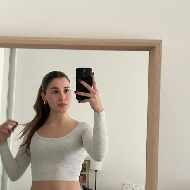 Babysitter in Oeiras: Camila