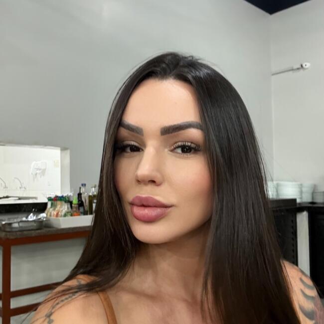 Babysitting job in Vinhedo: Mayara