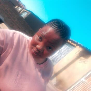 Babysitter in Johannesburg South: Pontso