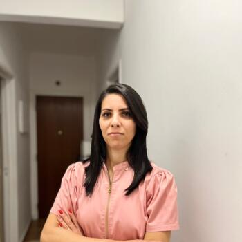 Babysitter in Setúbal: Nicole