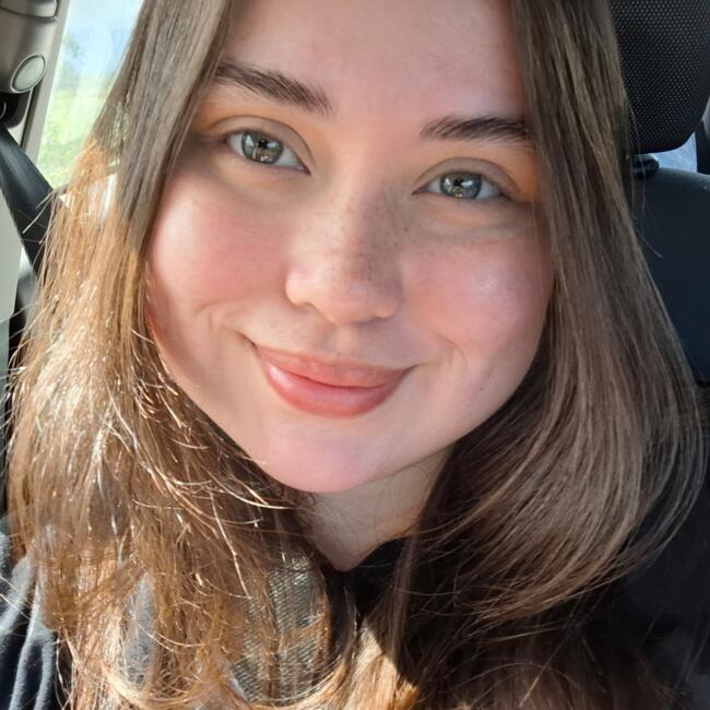 Babysitter in Joinville: Clara