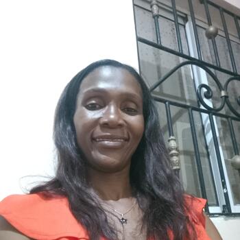 Niñera en Higüey: Francia