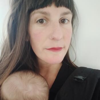 Babysitter in Upper Hutt: Elodie