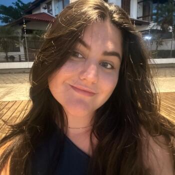 Babysitter in Florianópolis: Gabrielle saraiva pereira