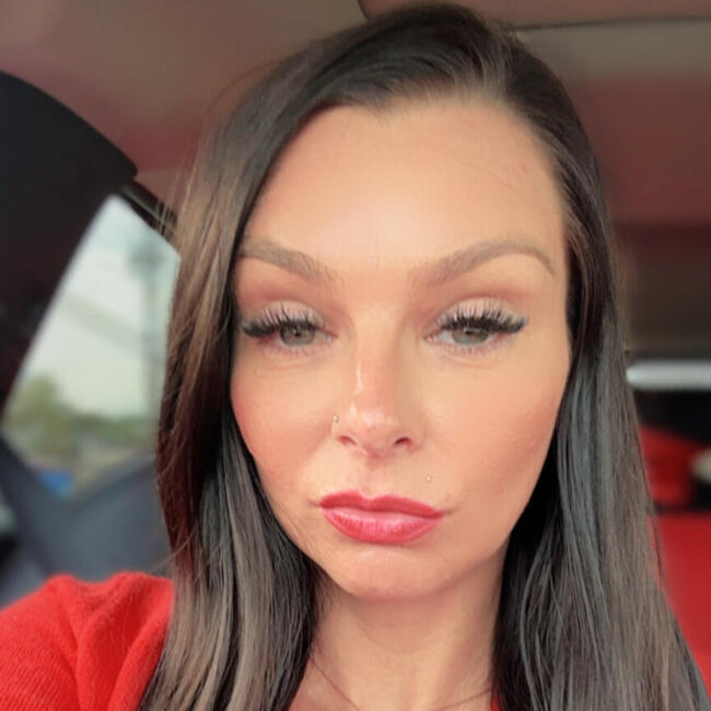 Babysitter in Pembroke Pines: Angela