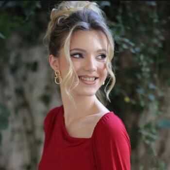 Bebisiterka u Nova Pazova: Andjela