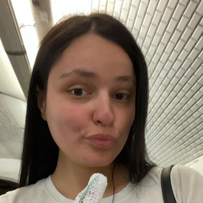 Babysitter in Champigny-sur-Marne: Manel