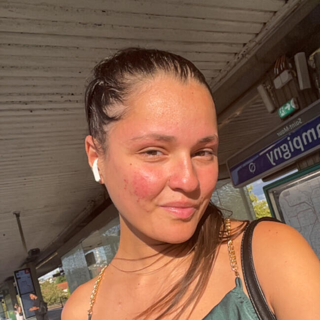 Babysitter in Champigny-sur-Marne: Manel