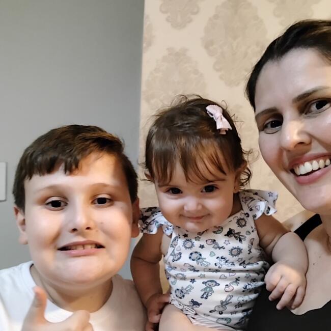 Emprego de babá em Brusque: Mônica