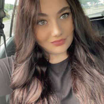 Babysitter Russange: Laura