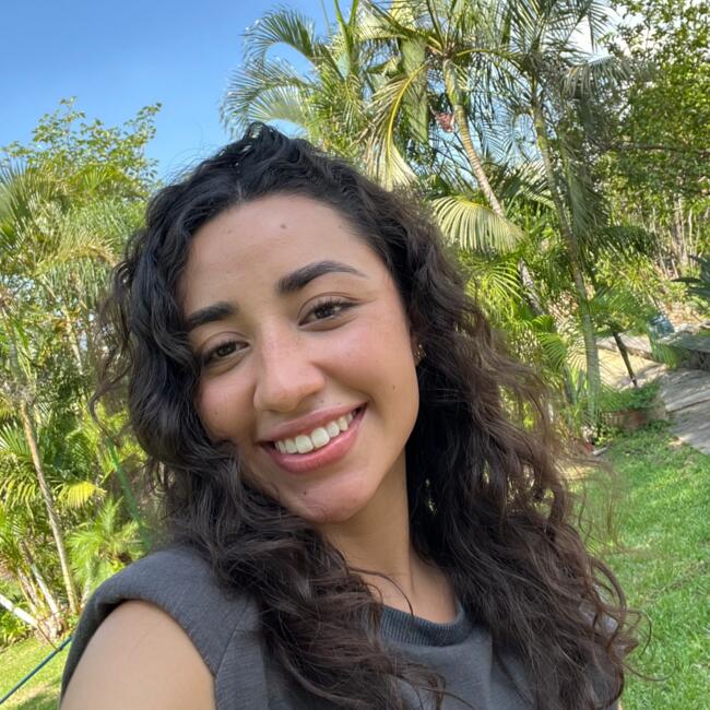 Baby-sitter in Kelowna: Esperanza