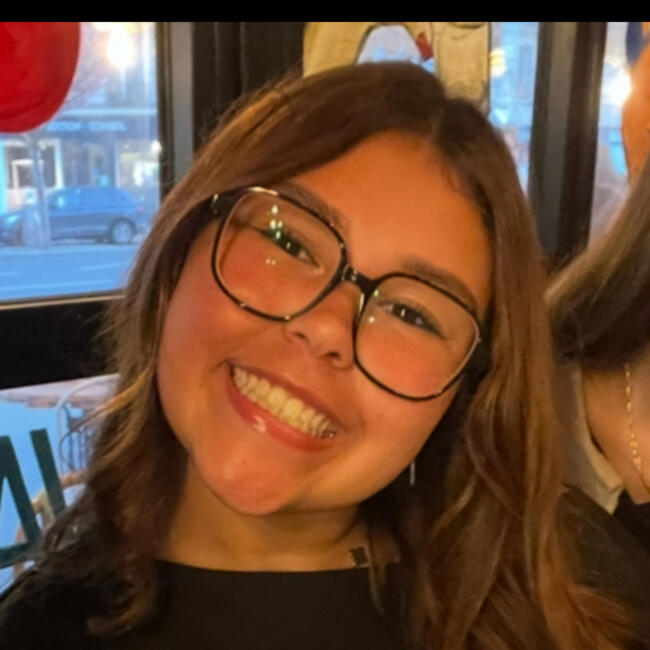 Babysitter in Bois-Colombes: Janelle