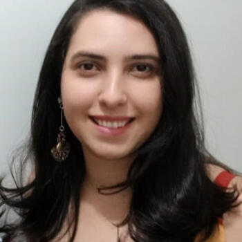 Babá Brasília: Mariana Almeida