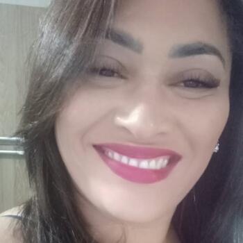 Babá em Belo Horizonte: Cristiane