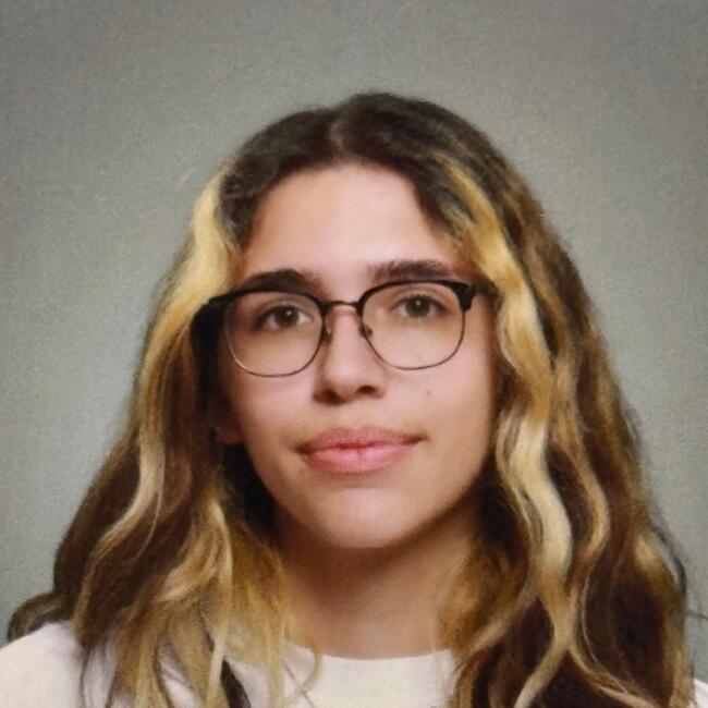 Babysitter in Puteaux: Maelys