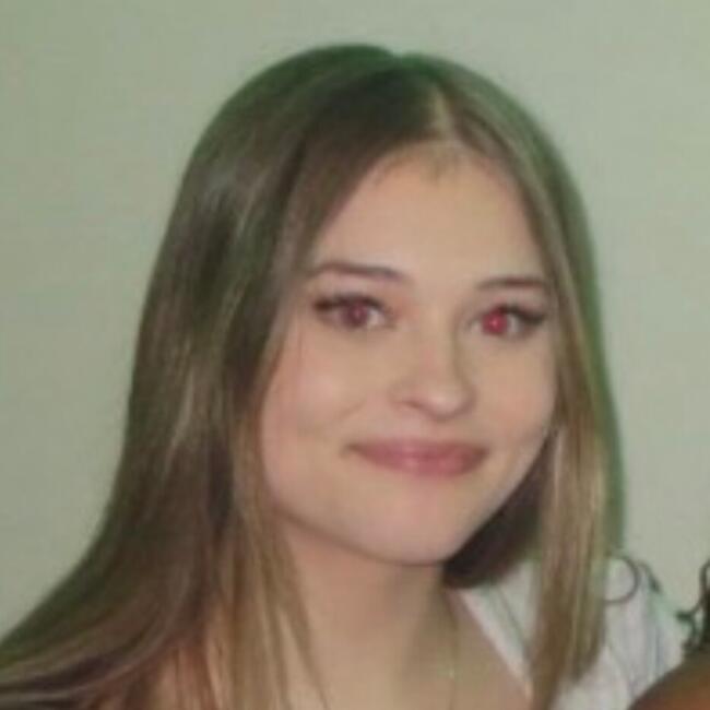 Babysitter in Markham: Melanie