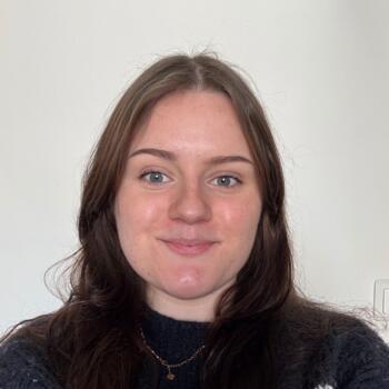 Babysitter in Nîmes: Anna