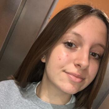 Babysitter in Boulogne-Billancourt: Aurelia