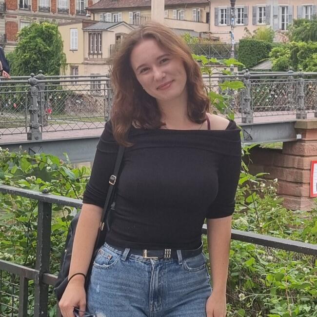 Bonă în Iași: Raluca