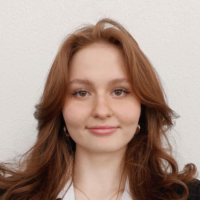 Babysitter in Fontanafredda (Friuli Venezia Giulia): Camelia