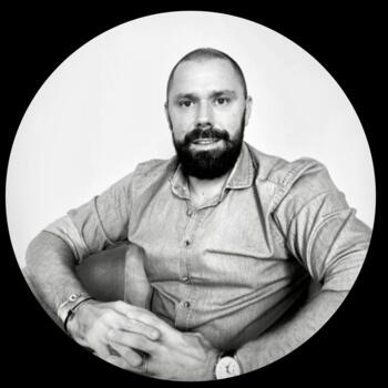 Δουλειά για babysitter στην περιοχή Λυών: δουλειά φύλαξης παιδιών Julien