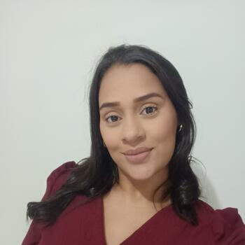 Babá em Campina Grande: Hellida