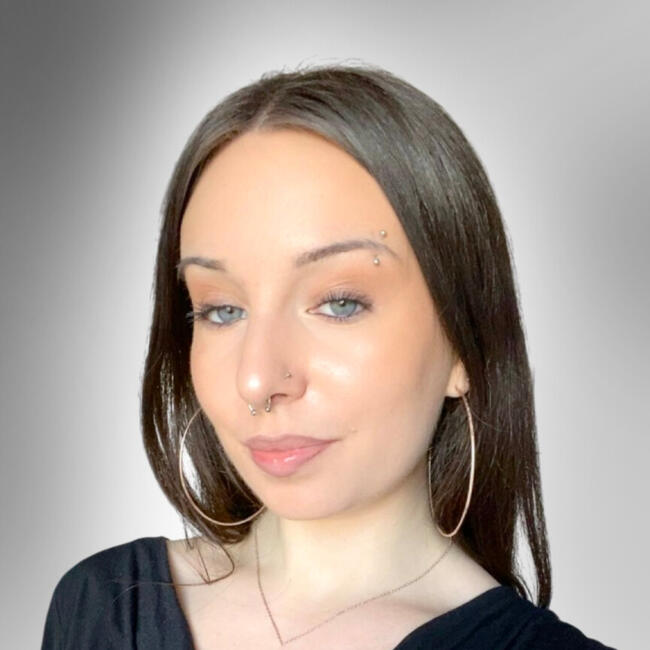 Babysitter in Paris: Anais