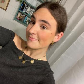 Babysitter Seville: Angela