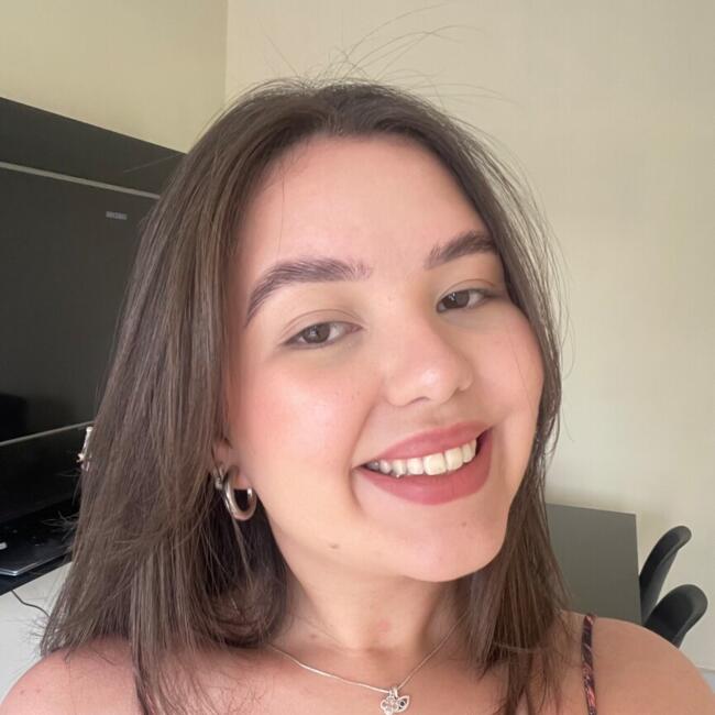 Babysitter in Curitiba: Grazielle