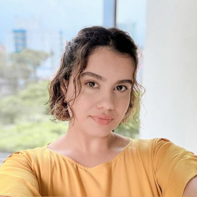 Babá em Canoas: Larissa
