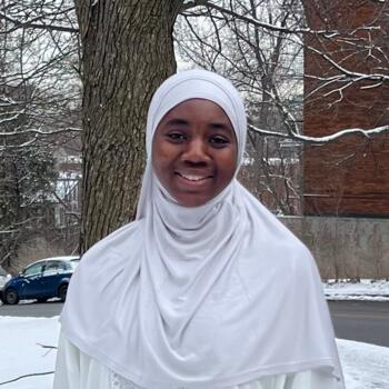 Babysitter Montreal: Djamila