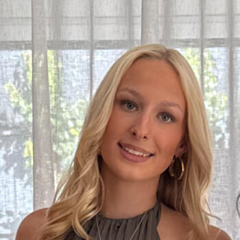 Babysitter in Melbourne: Phoebe