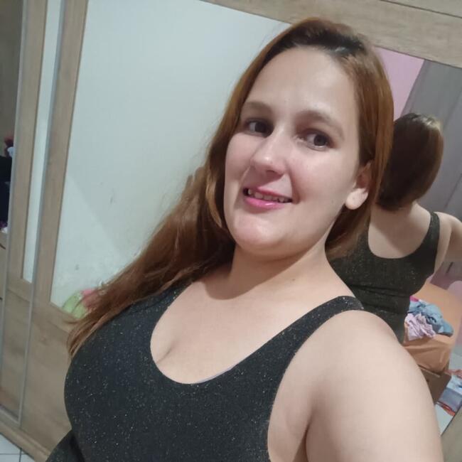 Babysitter in Goiânia: Daniela Mendonça