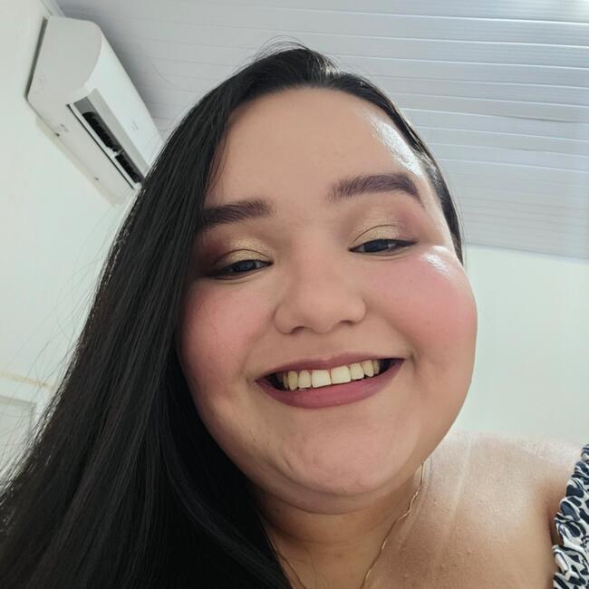 Babysitter in Aracaju: Hellen larissa